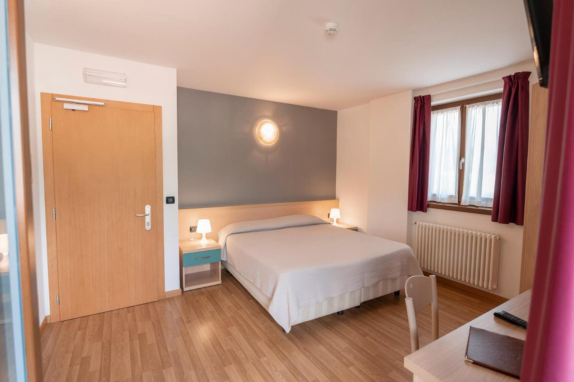 Hotel Posta Comano Terme Eksteriør bilde