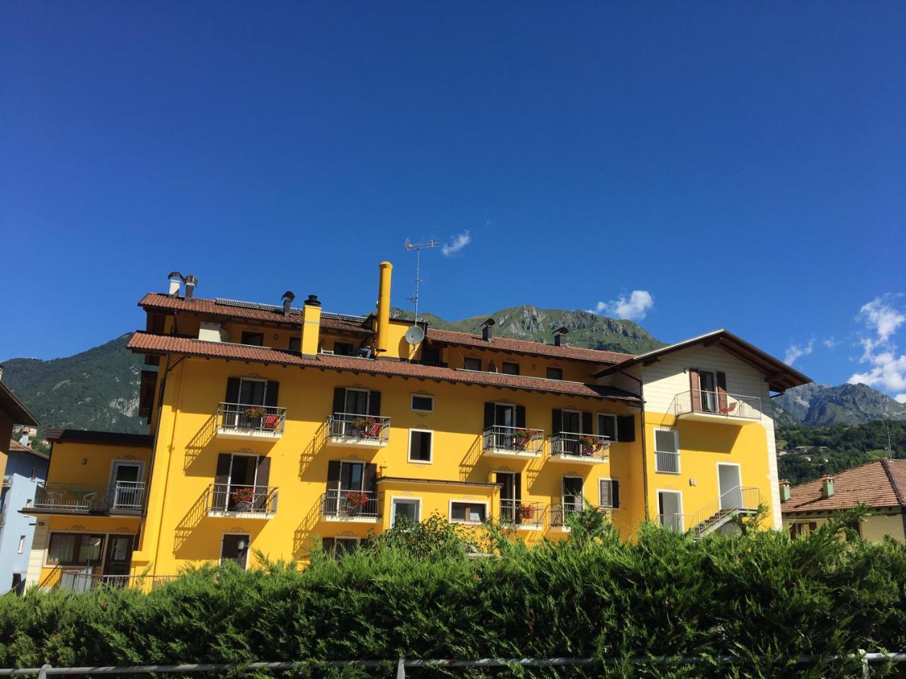 Hotel Posta Comano Terme Eksteriør bilde